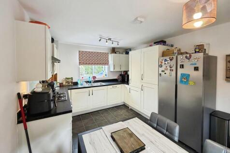 Chamberlain Way, Gunthorpe, Peterborough, PE4 photo 3