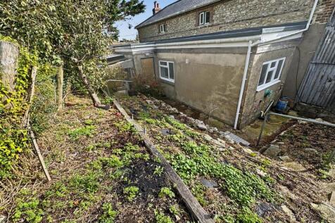 Enclosed rear garden