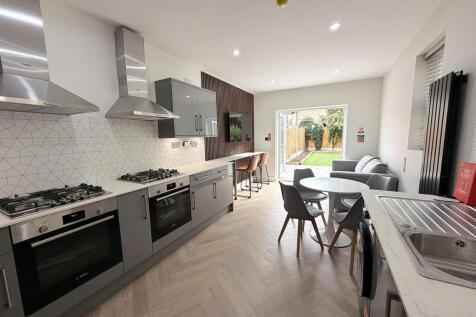 Room 4, Ashburnham Road, Southend-On-Sea photo 4