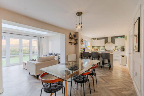 Open Plan Living 