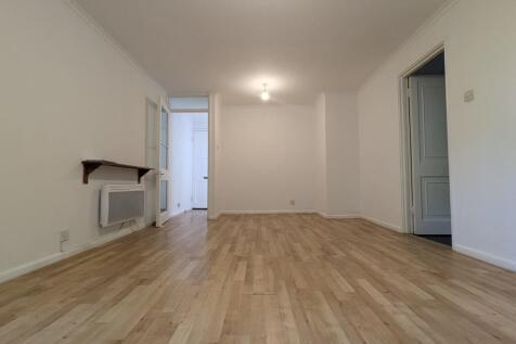 WhatsApp Image 20...