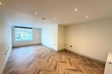Living Room.jpg