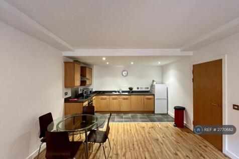 Kitchen/Living Area (Photo 2 Of 2)