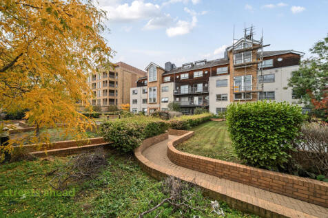 c5706010-015e-4d5...