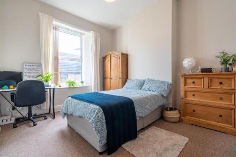 15 Barber Crescent, Sheffield photo 4