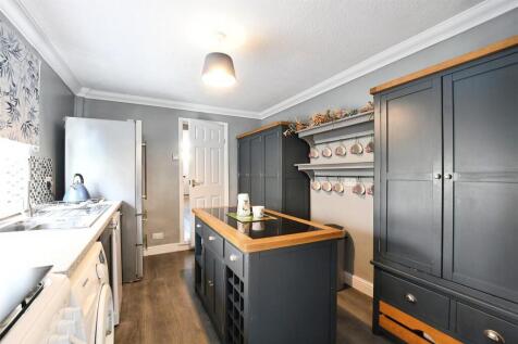 Fitted Kitchen