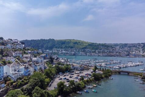 5 Marina Court, Kingswear