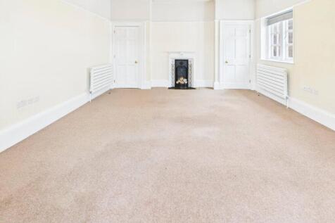 Fernbrook The Square, Pangbourne, RG8 photo 5