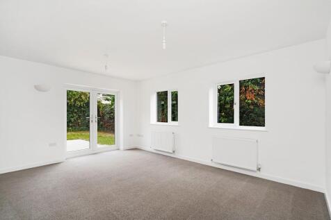 West View, Great Stukeley, PE28 photo 3