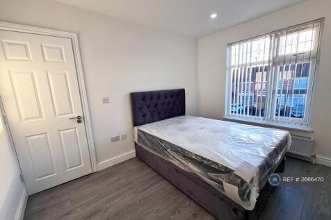 Bedroom 2 - Double Bed