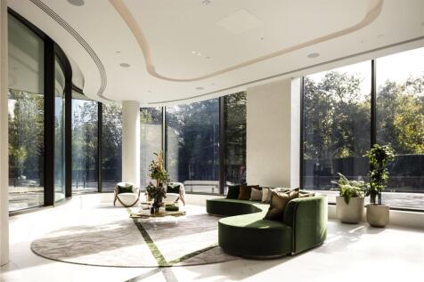 5 bed, 4 bath Apartment in London - Photo 11