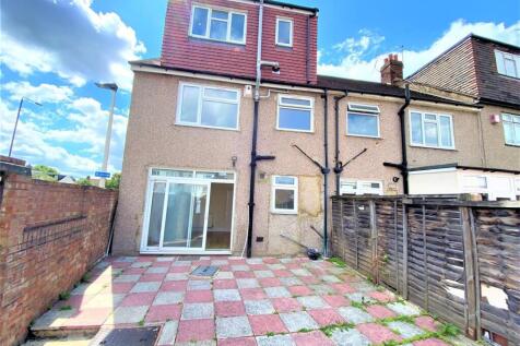 Forest Ln E15