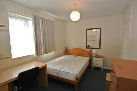 Bedroom 4a FF rear.JPG