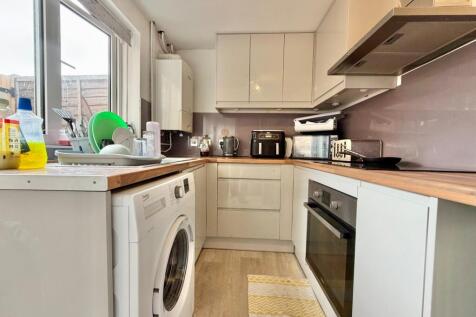 The Leys, Evesham, Worcestershire, WR11 photo 4