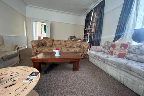 Aberystwyth, SY23 photo 3