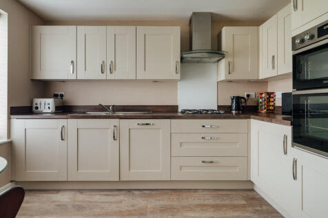 Kitchen / Breakfast Room