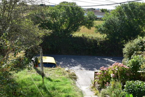 Garden &amp; Parking