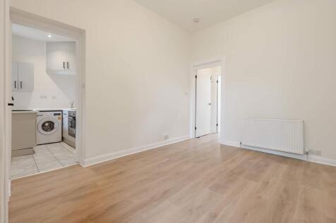 Broomhead Drive, Dunfermline, KY12 photo 3