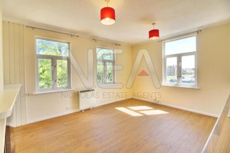 Living Room/Kitchen