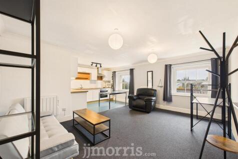 Lounge / Diner / Kitchen