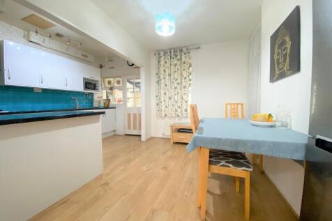 Dining Area.jpg