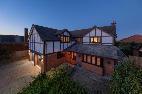 18 Royal Gardens 2-001.JPG