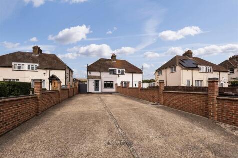 135 Main Rd, Longfield, DA3 7PQ 001.jpg