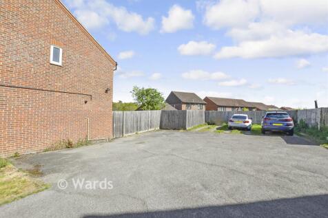 Driveway/Parking