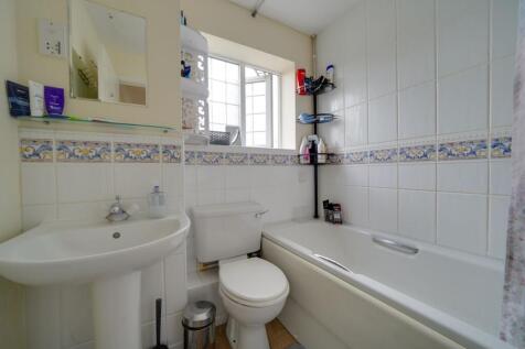 Flamsteed Drive, Huntingdon, PE29 photo 4