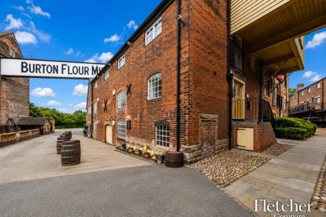 1-bed flat on Old Mill, The Flour Mills, Burton Upon Trent, DE15, £1,050/mo