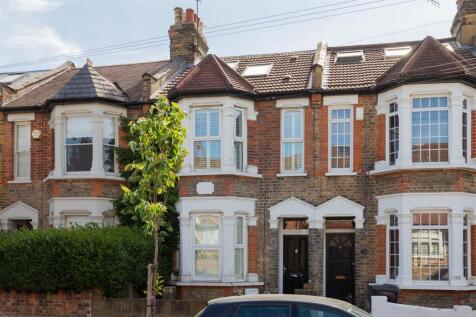 Ashford Road, E18