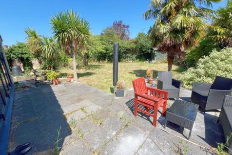 Rear garden and patio (4).jpg