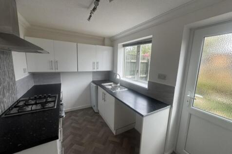 Churchward Drive, Newport, NP19 photo 5