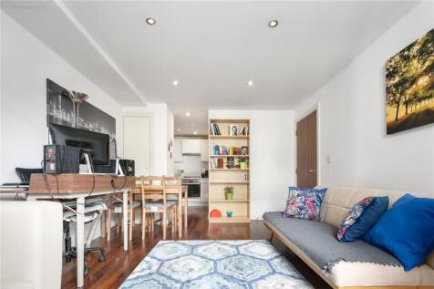 Lounge/Kitchen