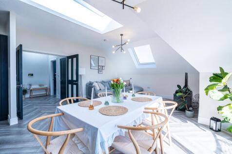 Living/Dining Room/Kitchen