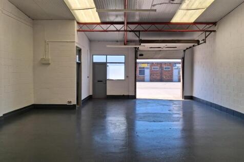 Light Industrial to rent Image 5