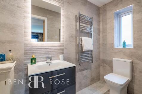 Master Ensuite