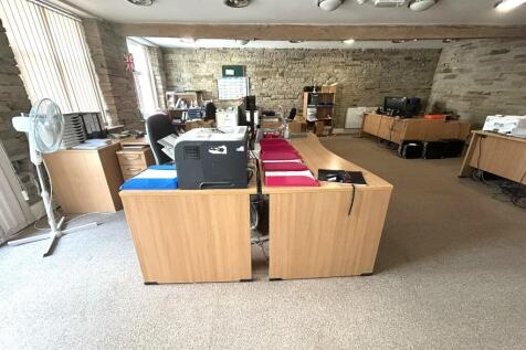 Office to rent Image 5