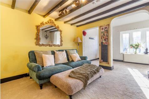 Living-room-3.jpg