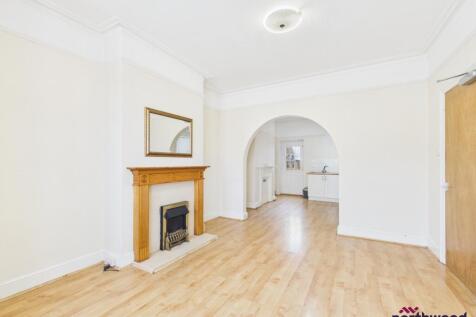 Royal Parade, Redoubt, Eastbourne, BN22 photo 4