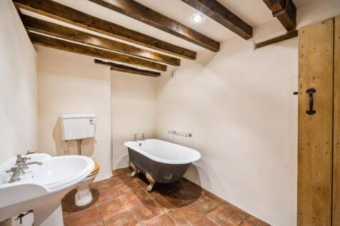 1365113-12-68f0f3...