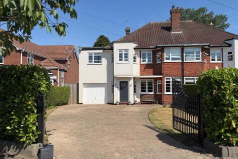 West Ella Way - Main