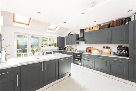Kitchen/Breakfast Rm