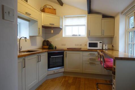 Kitchen.JPG