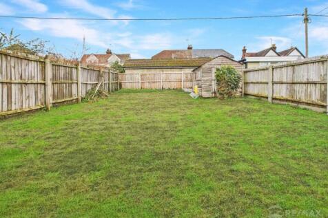 Rear-Garden.jpg