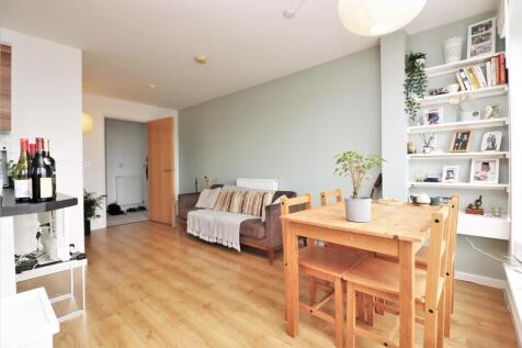 2-bed flat on Lascar Wharf, 21 Parnham Street, E14, £2,000/mo