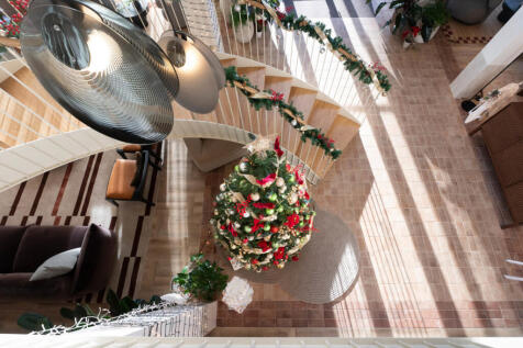 2025 12 13 1319 Mickey LF Lee MX33810 Midres