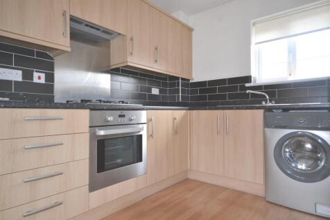 Clarendon Close, Corby photo 5