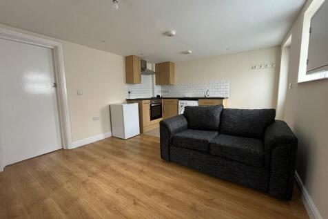 1-bed flat on Padwell road , £850/mo