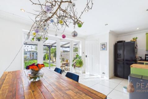 Open Plan Kitchen/Breakfast Room